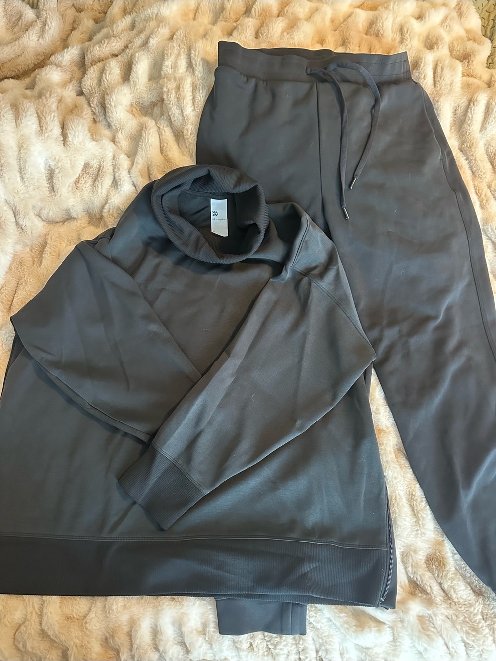 all in motion Black Jogger Pants and Pullover Set